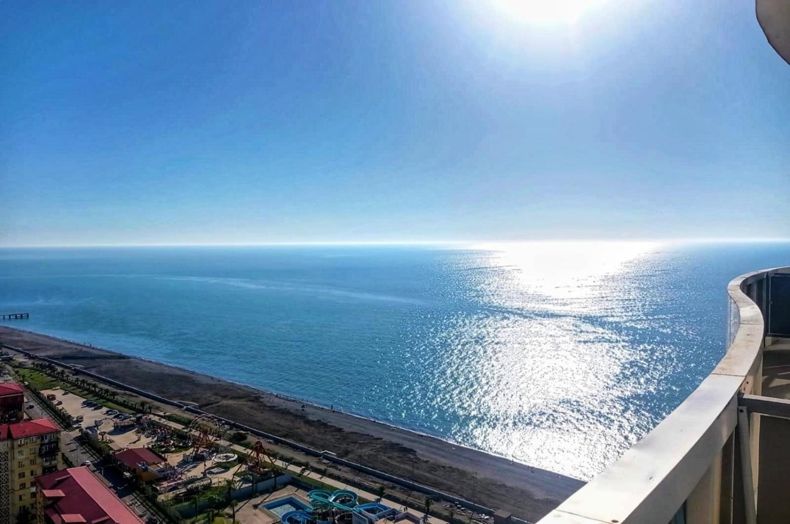 Пентхаус Apart Del Mar С Панорамным Видом Batum Dış mekan fotoğraf